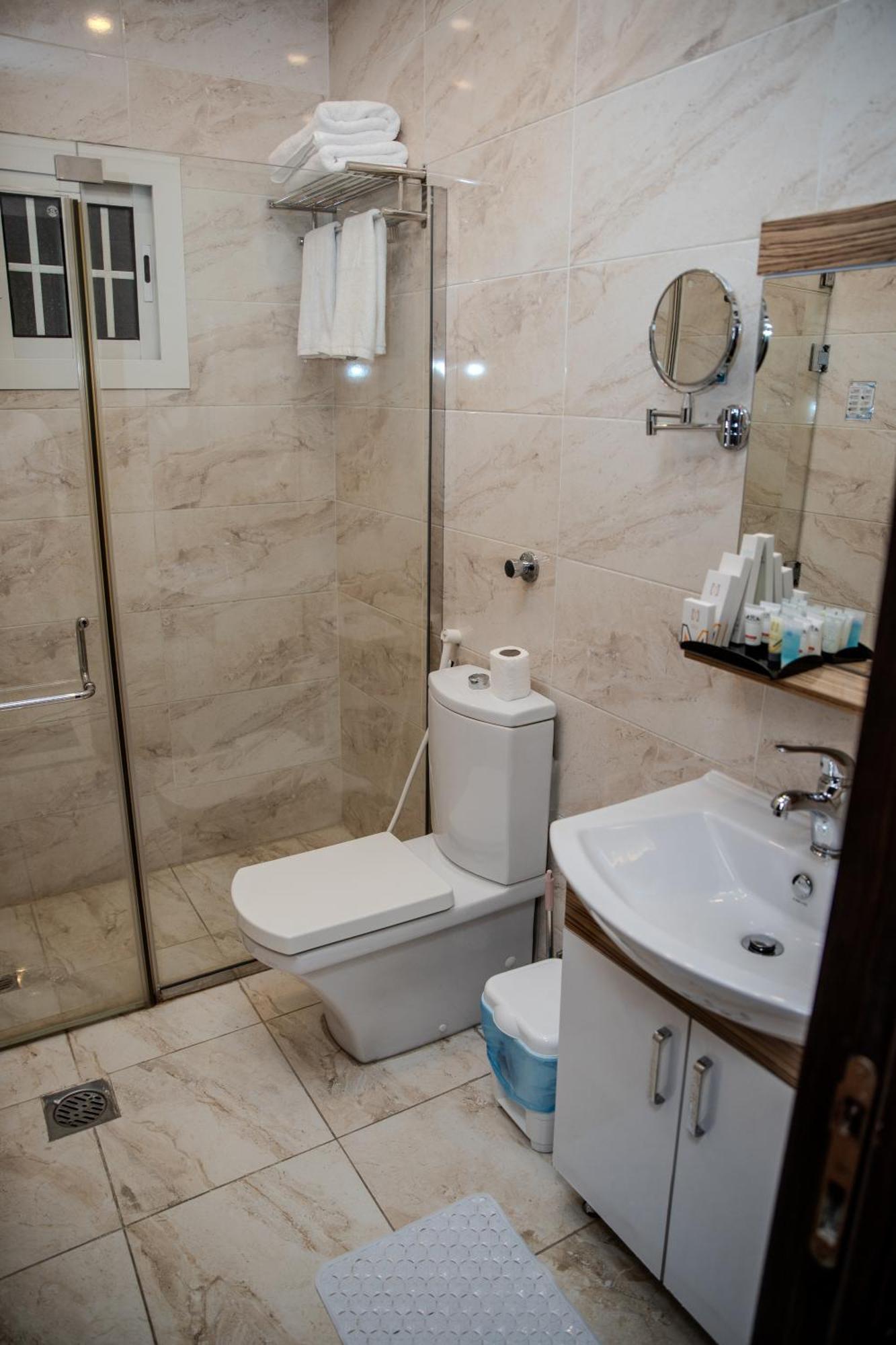 Vital House Apartments Джеда Екстериор снимка