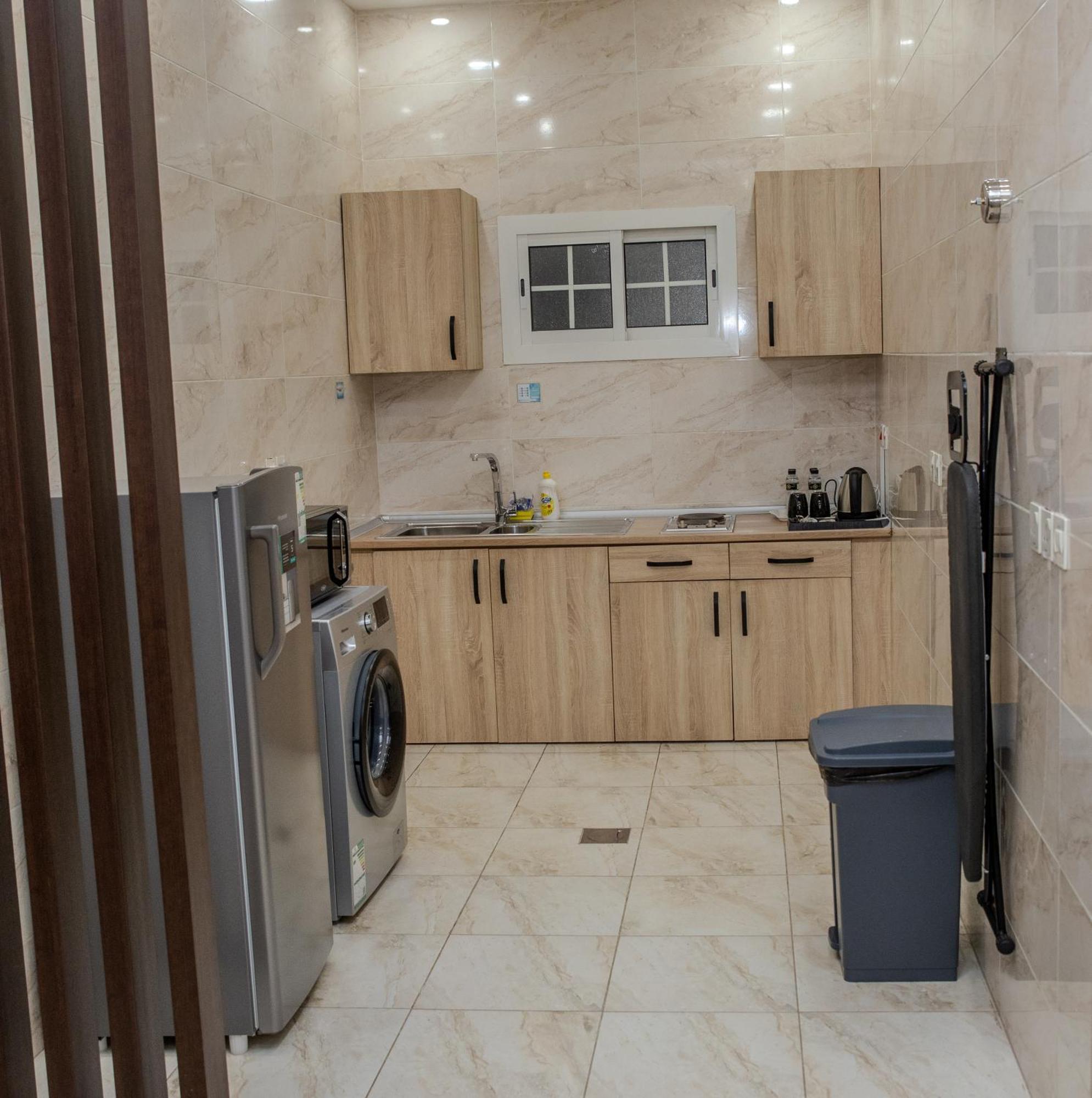 Vital House Apartments Джеда Екстериор снимка