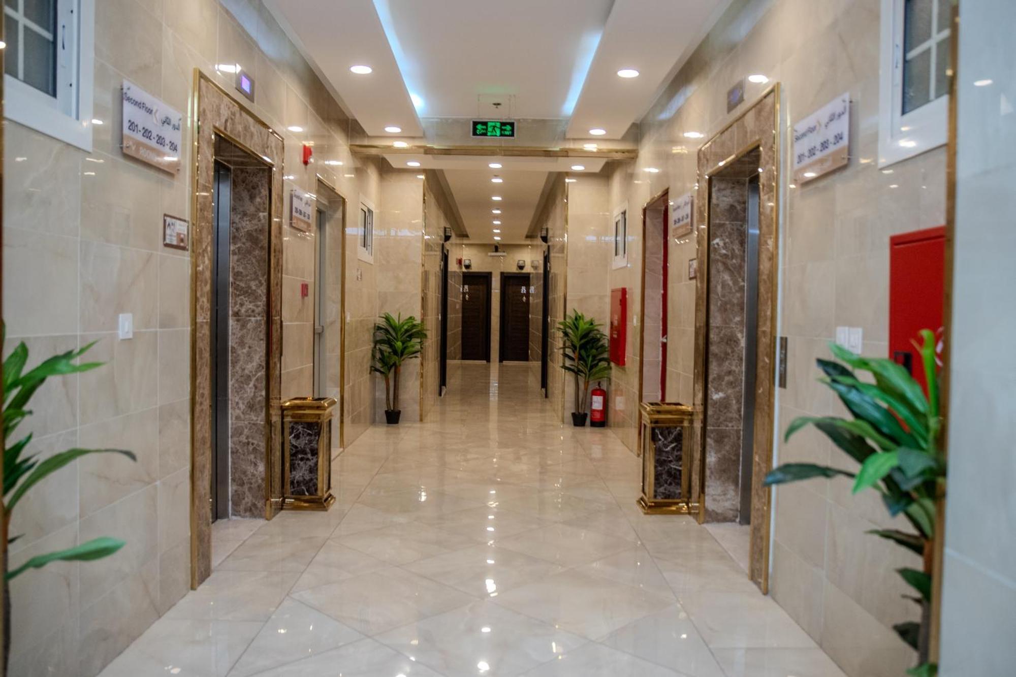 Vital House Apartments Джеда Екстериор снимка